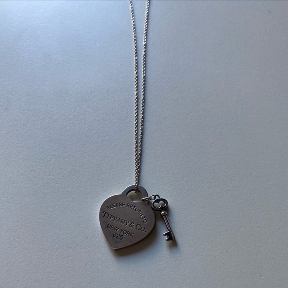 Tiffany & Co Heart Tag and Key Necklace - Picture 5 of 6